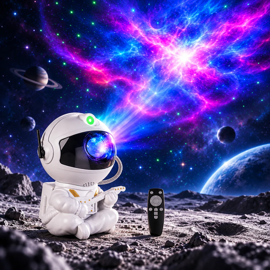 Projecteur Lyra blanc projetant une nébuleuse colorée et des étoiles, à côté de sa télécommande